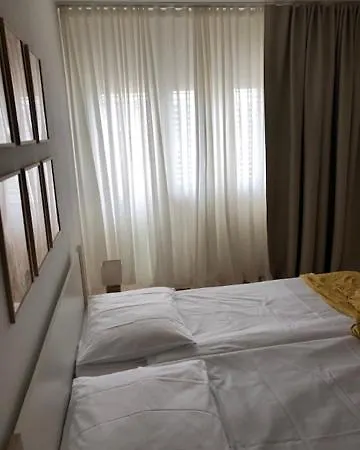 Blaze Apartment *